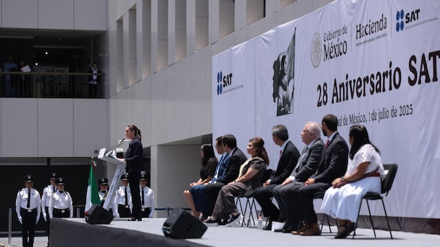 Claudia Sheinbaum celebró 28 años del SAT