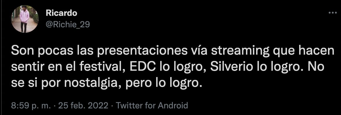 Fan apoya a Silverio