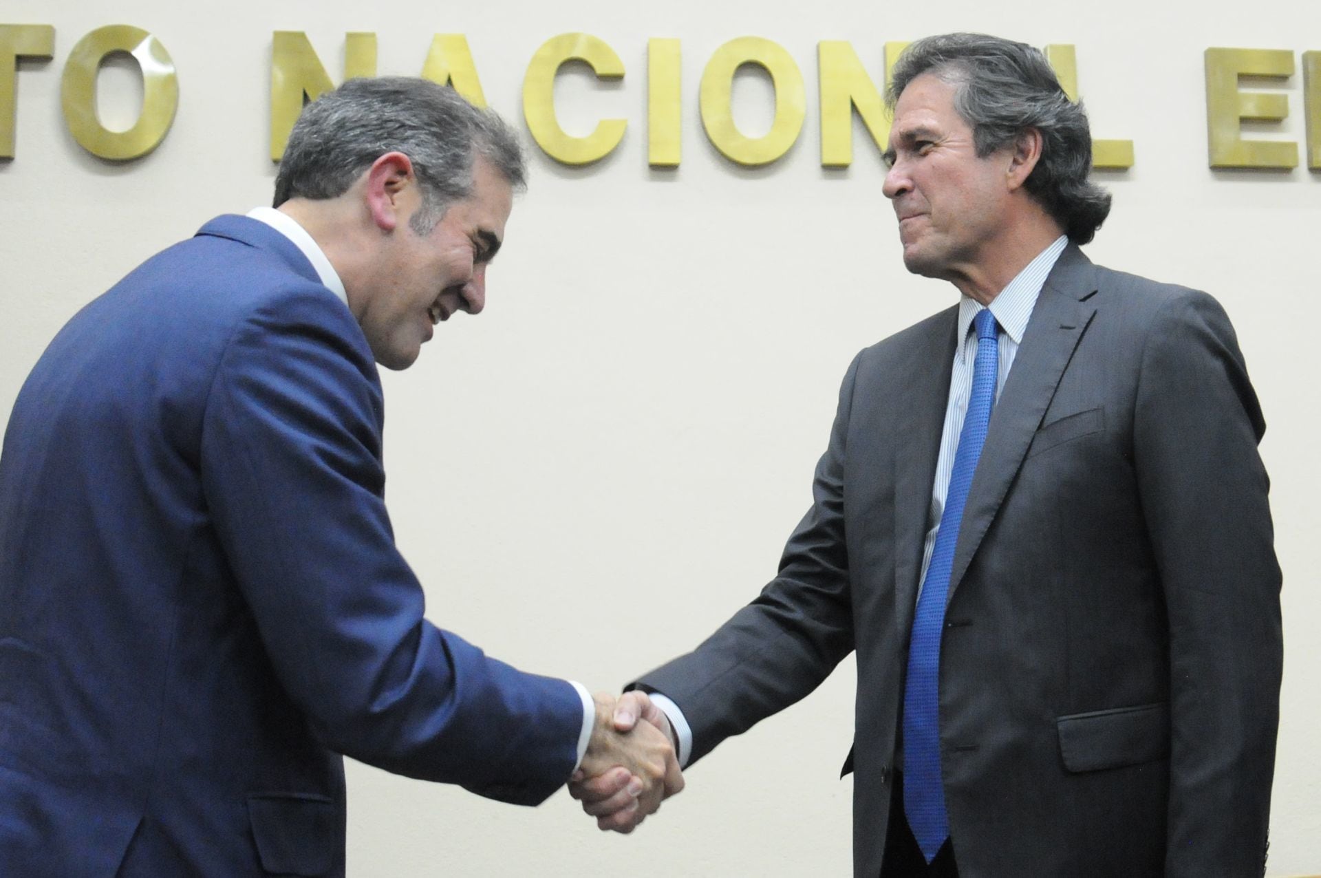 Lorenzo Córdova, consejero presidente del INE, y Edmundo Jacobo, secretario ejecutivo