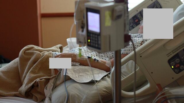 Niño pierde la piel, uñas y pezones tras recibir tratamiento equivocado.