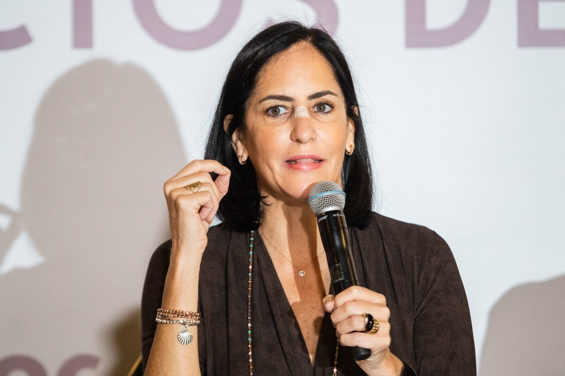 Lía Limón.