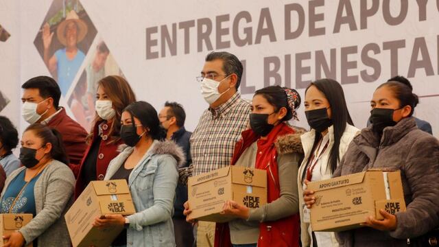 Sergio Céspedes encabeza entrega de apoyos para el bienestar en Huejotzingo, Puebla
