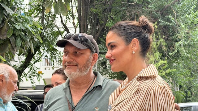 La alcaldesa Alessandra Rojo de la Vega entregó el reencarpetado de la calle Tehuantepec, en la colonia Roma Sur.