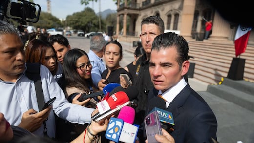 Mike Flores responsabiliza a Adrián de la Garza por contrato de Next Energy