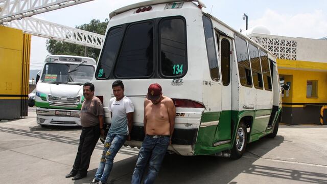 Transporte público padece paro de gaseros