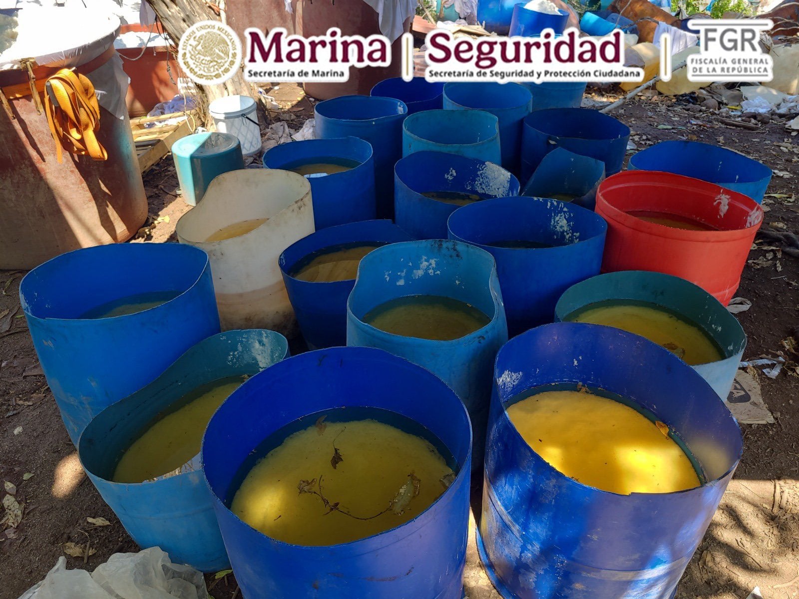 Harfuch reporta decomiso de 16 toneladas de metanfetamina en Sinaloa