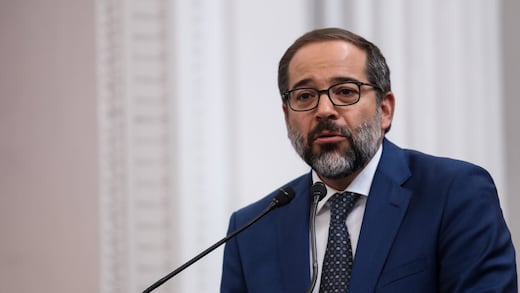 Diputados piden renuncia del gobernador de Colima