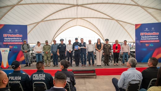 Durango entrega 57 nuevas patrullas y equipamiento para reforzar seguridad en La Laguna
