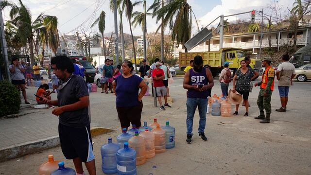 Habitantes de Acapulco no tendrán que pagar impuestos