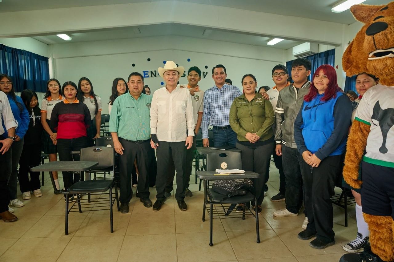 Alfonso Durazo posiciona a Sonora entre los estados con menor rezago educativo.