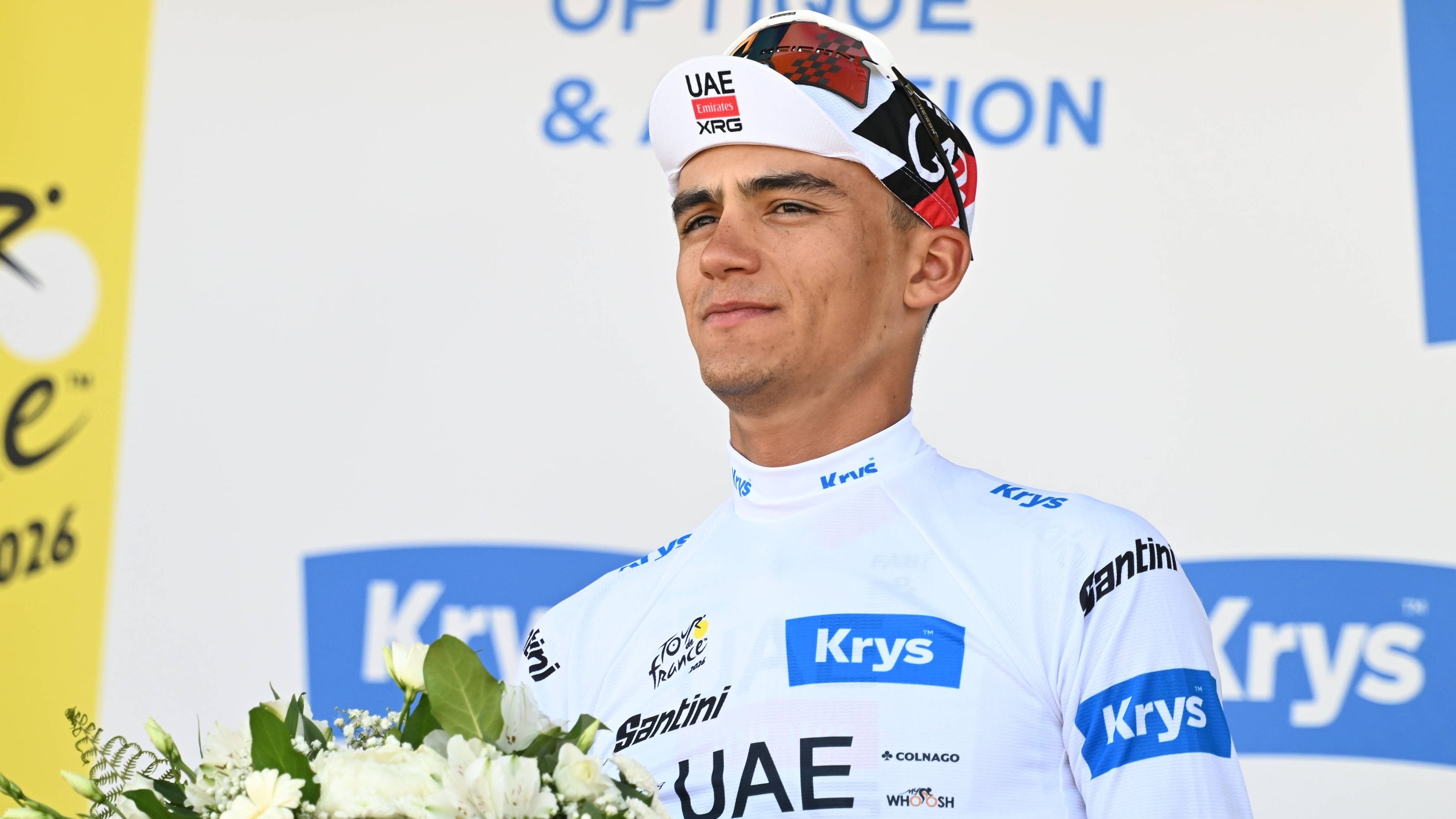 Isaac del Toro recupera el maillot blanco del Tour de Francia 2026