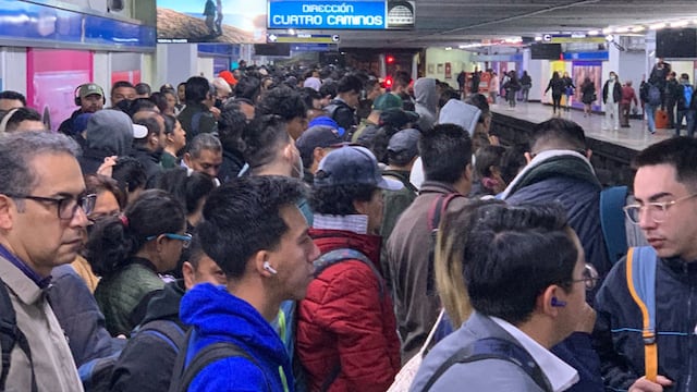Línea 2 del Metro CDMX hoy 25 de febrero