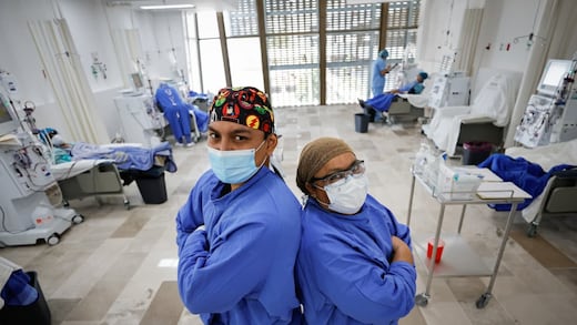 HRAE Acapulco del ISSSTE estrena 30 máquinas de hemodiálisis