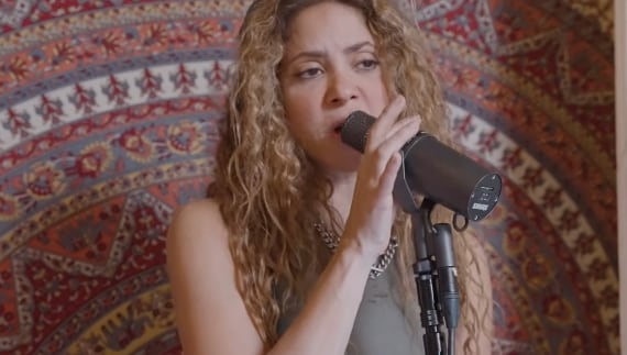 Shakira ensaya para su gira mundial