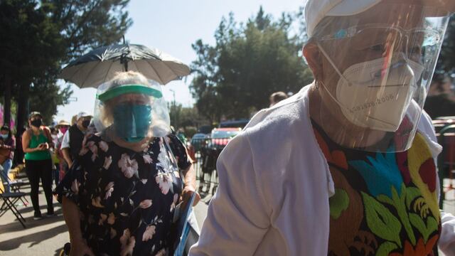 Adultos mayores en CDMX