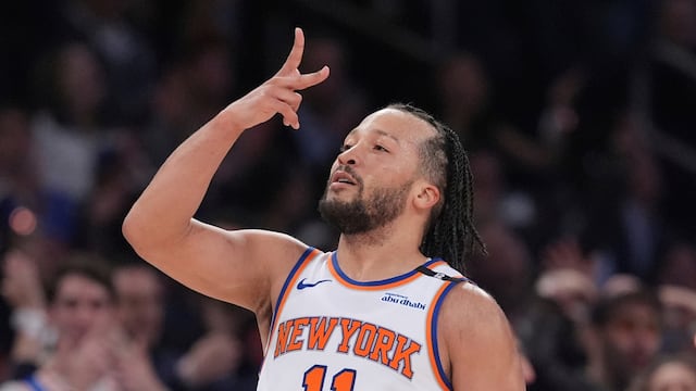 Jalen Brunson en la victoria de Knicks sobre Celtics.
