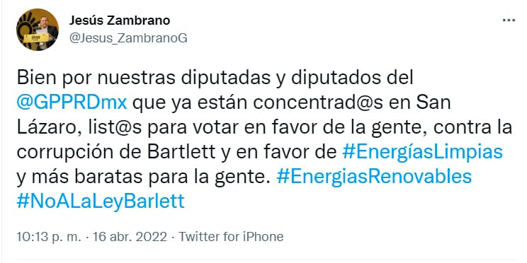 Jesús Zambrano celebra  que diputados del PRD se queden a dormir en Sán Lazaro/Twitter