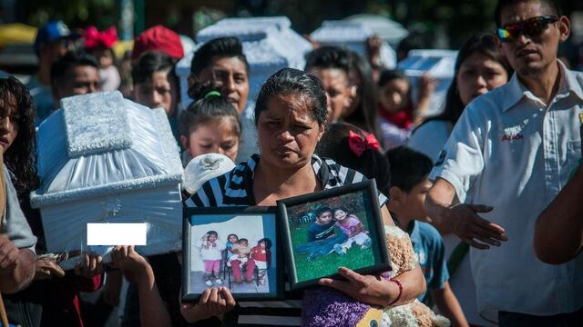 Sepelio de niños fallecidos en Iztapalapa