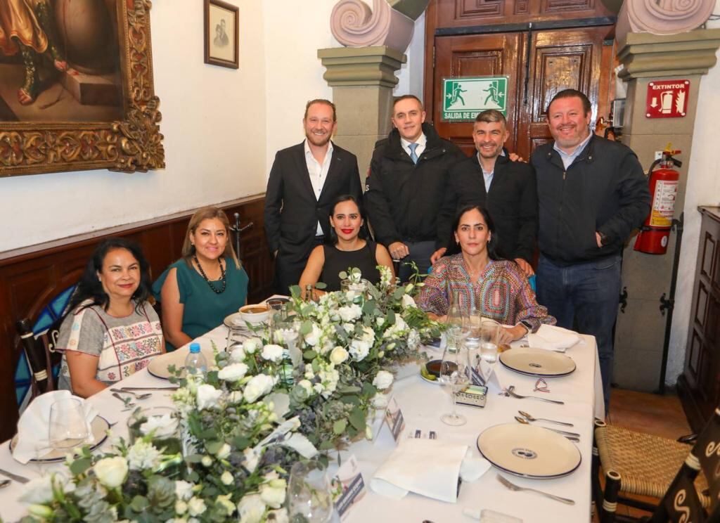 Alcaldes de oposición se reúnen rumbo a las elecciones 2024