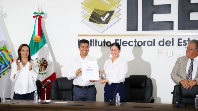 Lalo Rivera se registra como candidato