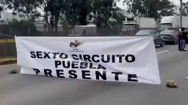 Trabajadores del Poder Judicial bloquean la México-Puebla