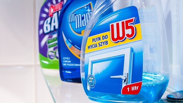 Youtubers recomiendan beber cloro para no enfermar de coronavirus