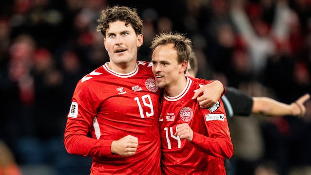 Escocia vs Dinamarca: Hora y canal para ver el partido por el pase al Mundial 2026