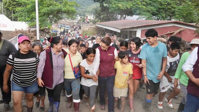 Claudia Sheinbaum visitó comunidades afectadas en Hidalgo