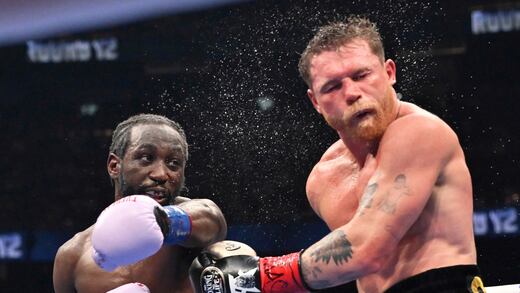 Floyd Mayweather sabe cosas: Apostó contra Canelo Álvarez y ganó una millonada