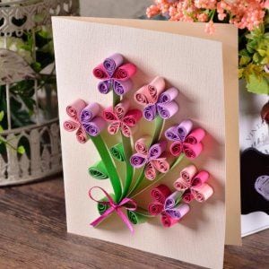 Tarjeta para el Día de las Madres: Flores de filigrana