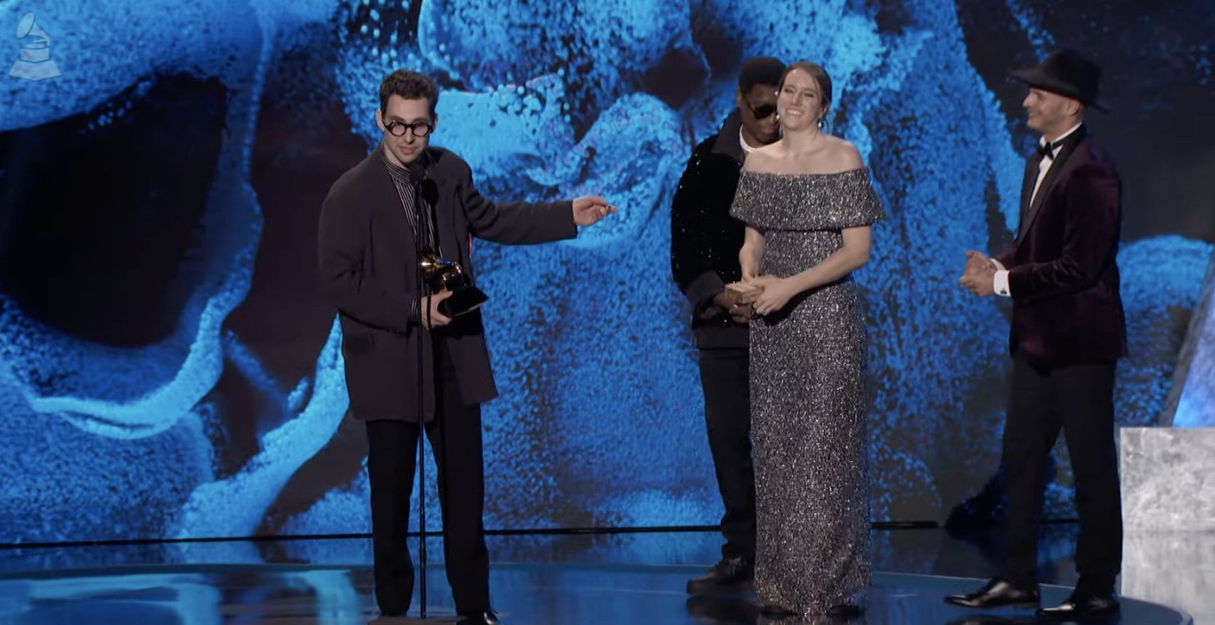 Jack Antonoff gana como Productor del Año en los Premios Grammy 2023