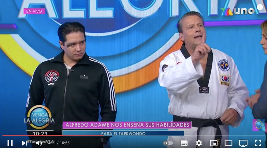 Alfredo Adame da clases de taekwondo tras perder en pelea callejera