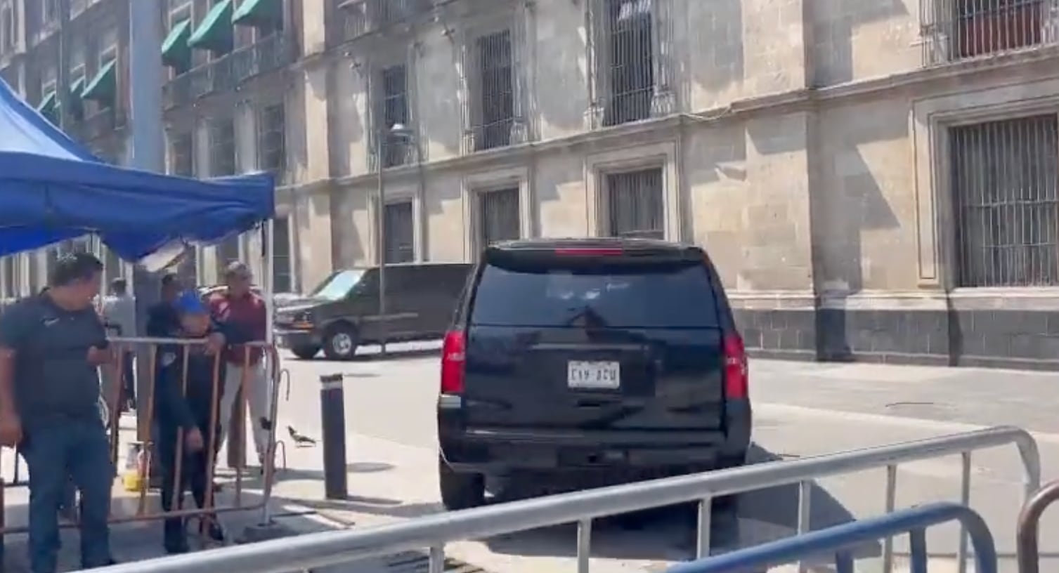 José Ramón López Beltrán llega a Palacio Nacional