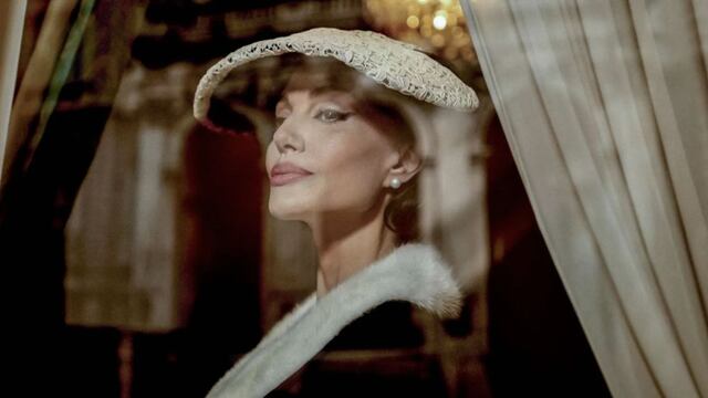 Angelina Jolie en María