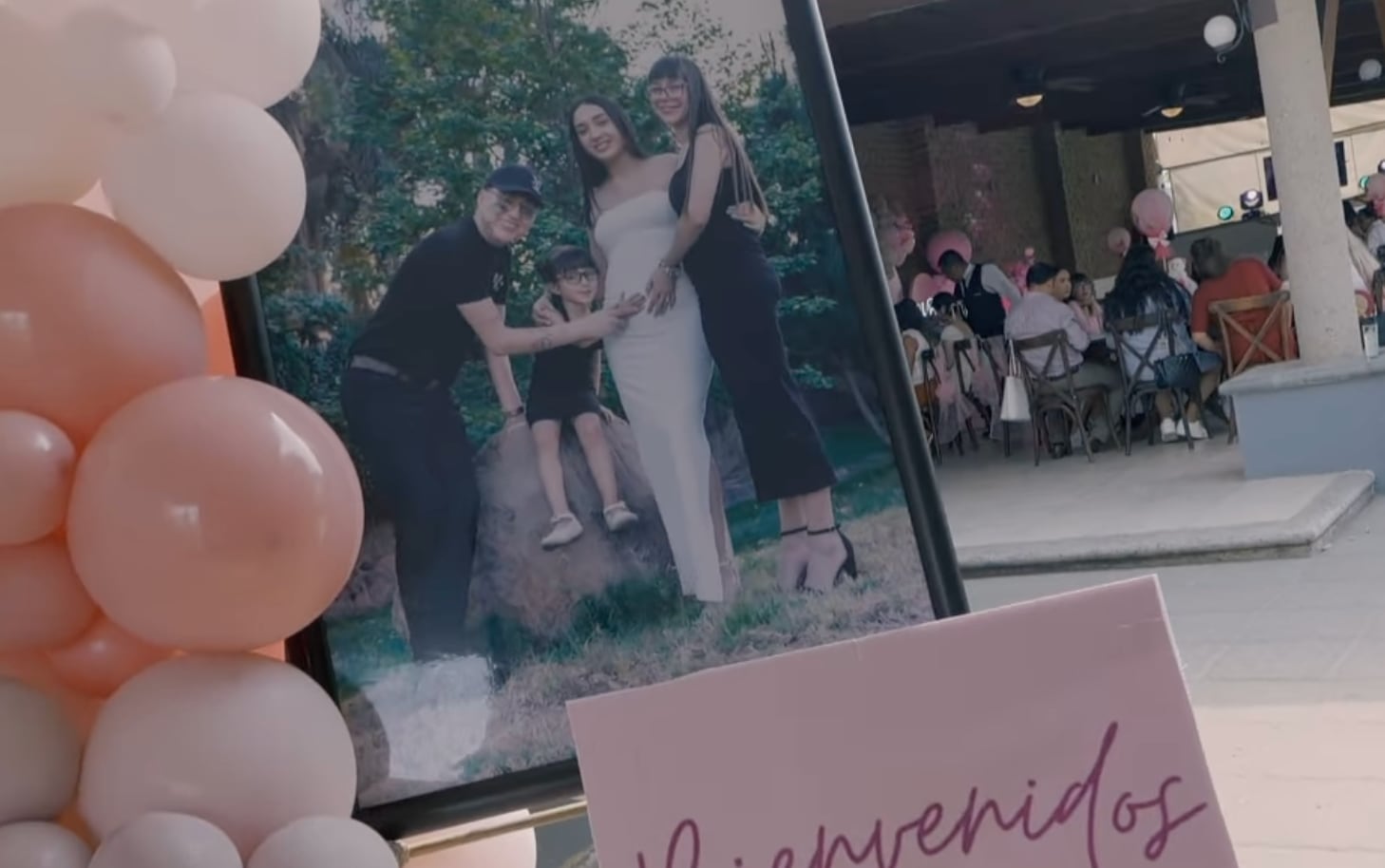 Dani Flow celebra el baby shower de su hija con su novia y su esposa