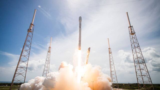 Un Falcon 9 lanzado por SpaceX