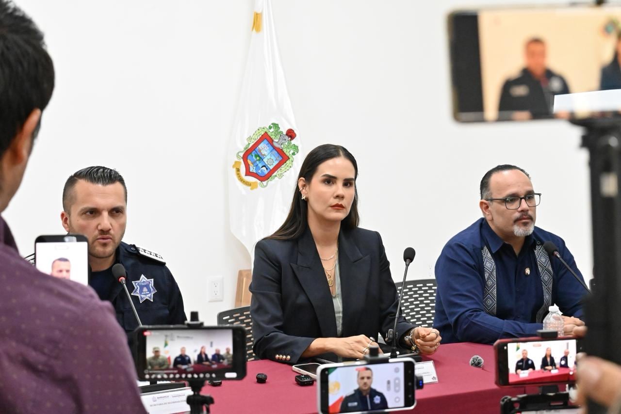 Detención de policías en Manzanillo por presuntos vínculos con CJNG