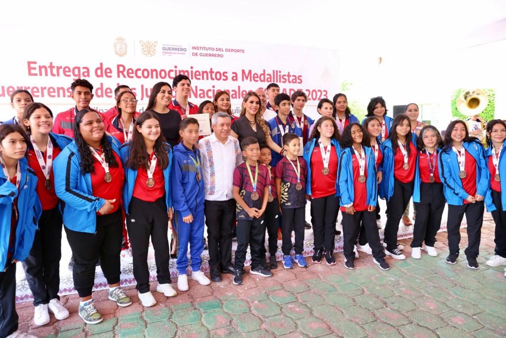 Evelyn Salgado entregó reconocimientos a atletas de Guerrero que triunfaron en los Juegos Nacionales Conade 2023