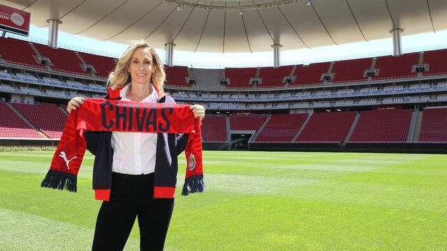 Nelly Simón, nueva Gerente Deportiva de Chivas Femenil