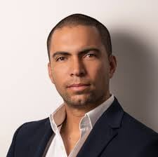 César Vega, asesor financiero que se quejó de la app de BBVA