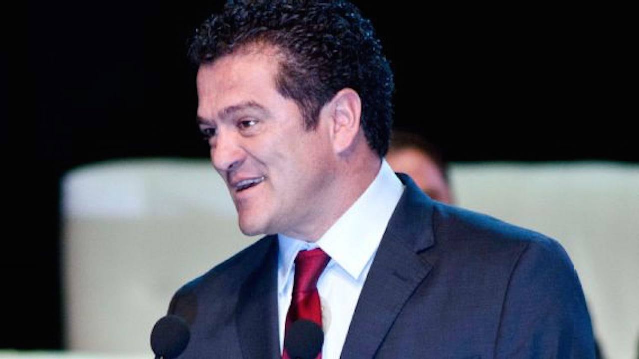 Carlos Hermosillo explota contra Lavolpe y lo llama soberbio