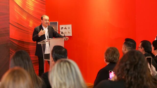 Alfonso Durazo deslumbra con 750 artistas de lujo en 40 aniversario de FAOT