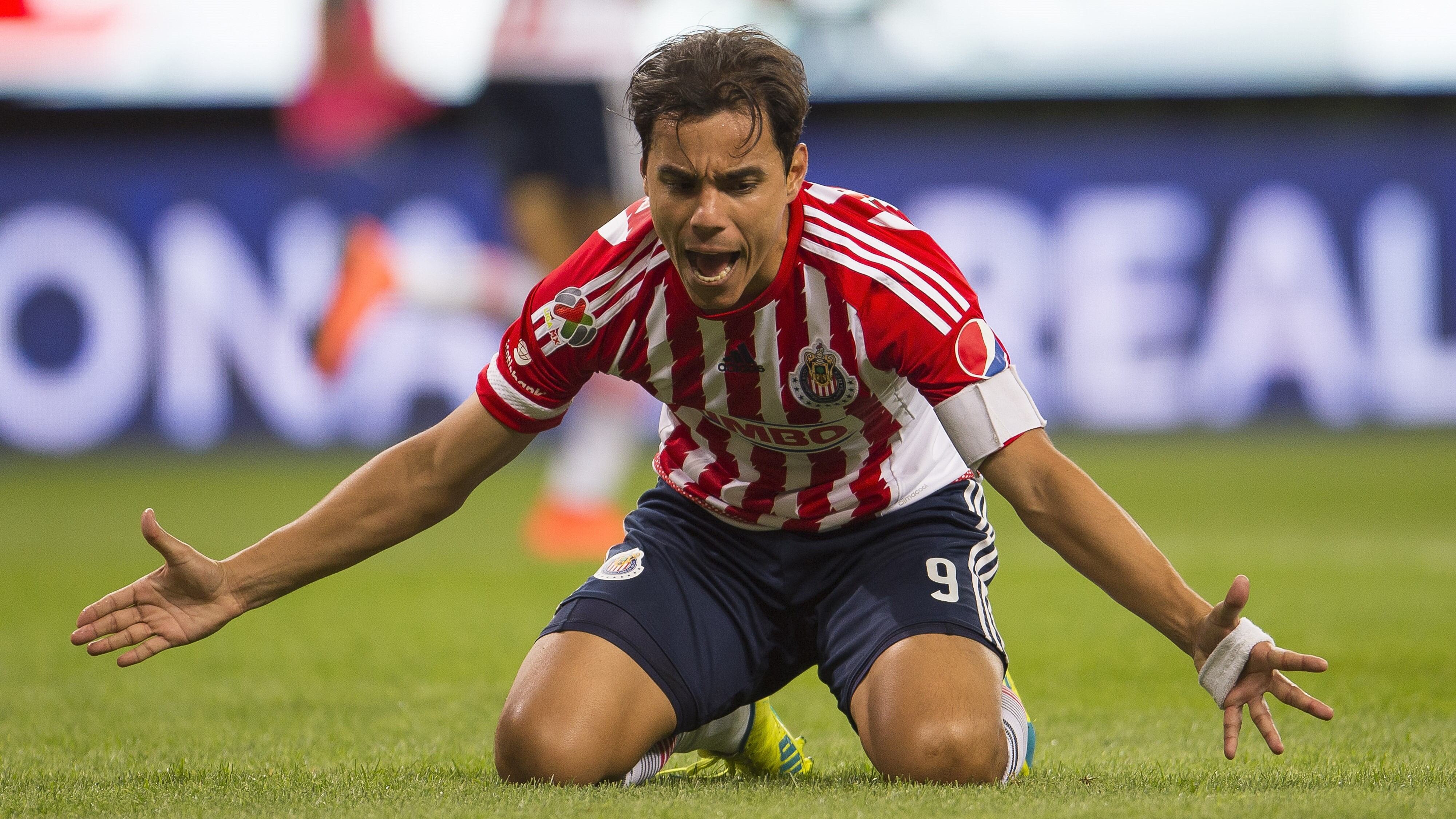 Omar Bravo y otros 5 futbolistas de la Liga MX que han sido acusados por abuso