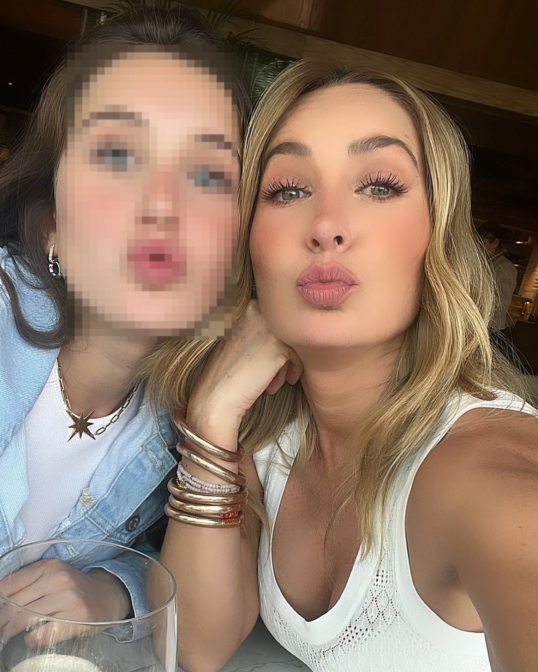 Geraldine Bazán y Elissa Marie