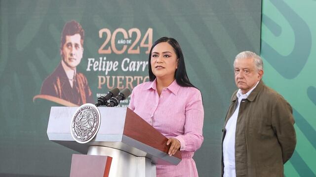 Ariadna Montiel, AMLO