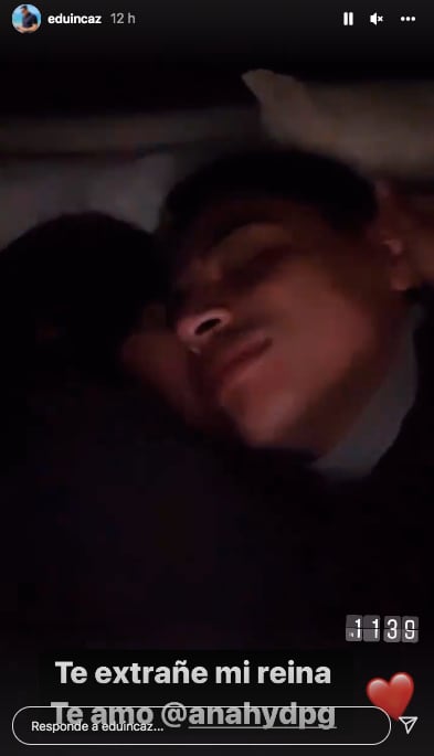 Eduin Caz junto a su esposa Daisy Anahy