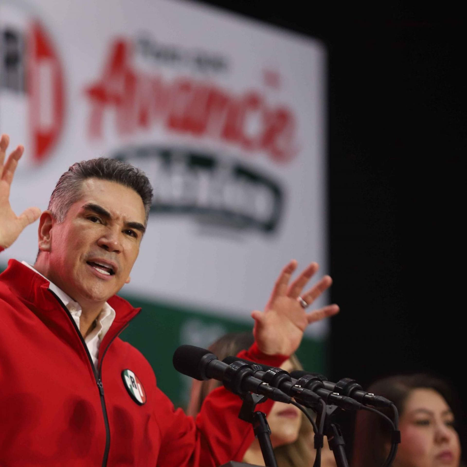 Alito Moreno va por alianza con el PAN en Chihuahua en elecciones 2027