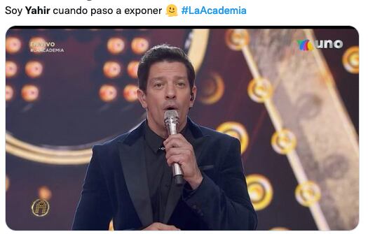 Memes de Yahir conduciendo en La Academia.