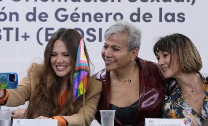Joy Huerta, Salma Luevano Luna y Monica Garza