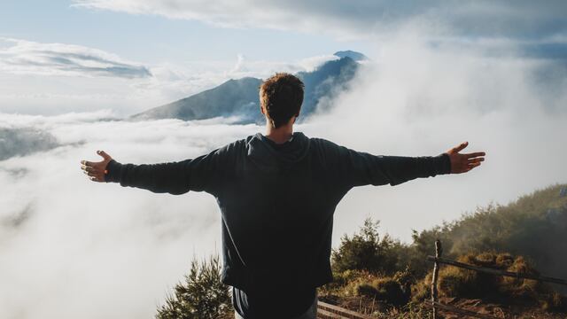 Hombre en las alturas